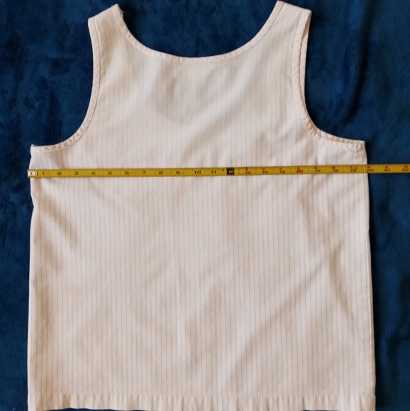 Sleeveless summer top - Picture 4 of 4